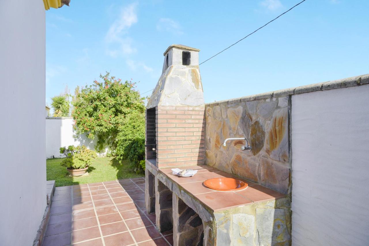 Casa Villanueva 4 - Solo Familias Conil De La Frontera Exterior photo