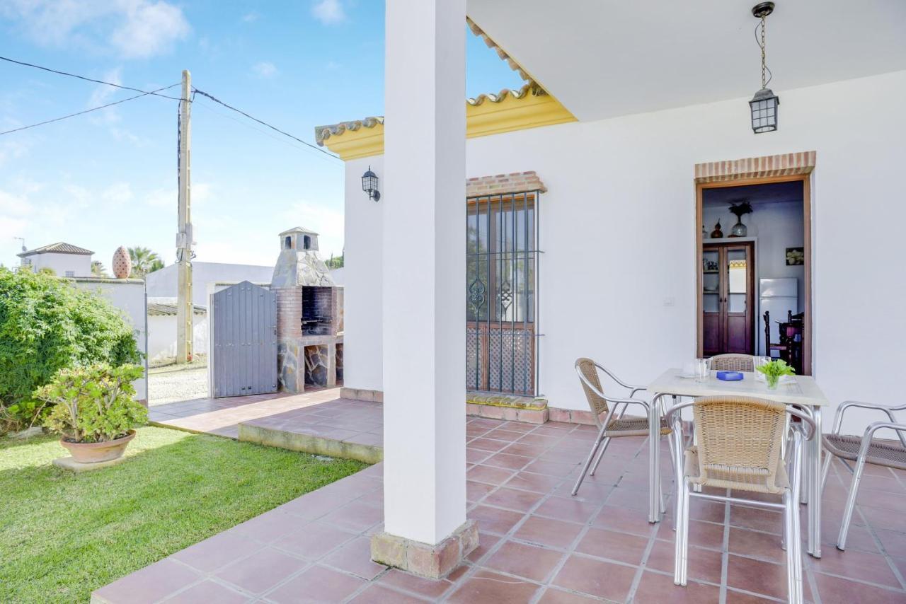Casa Villanueva 4 - Solo Familias Conil De La Frontera Exterior photo